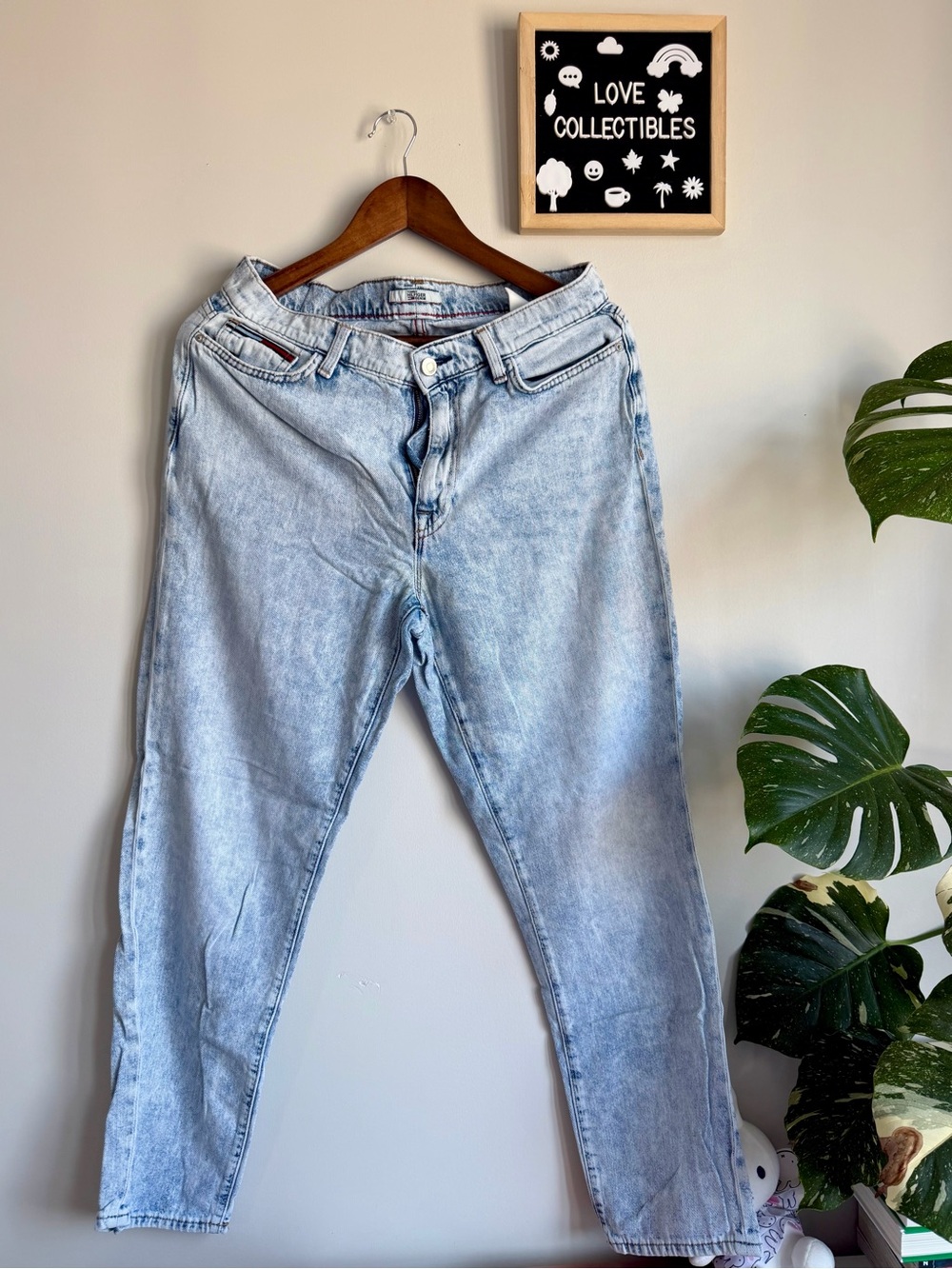 Tommy Hilfiger Light Blue Washed Denim Jeans with Red Stitching Detail